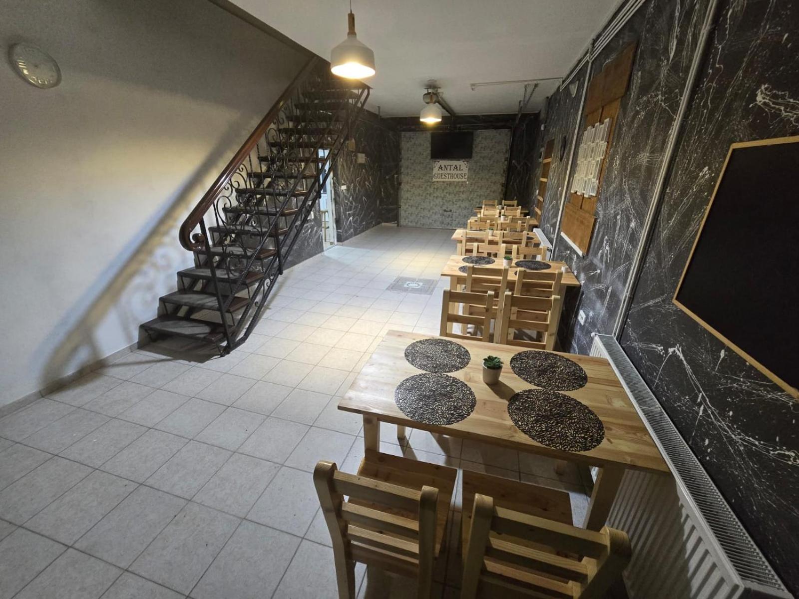 Antal Guesthouse Ghimes-Faget Luaran gambar
